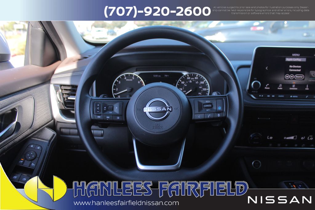 2022 Nissan Rogue SV photo 14