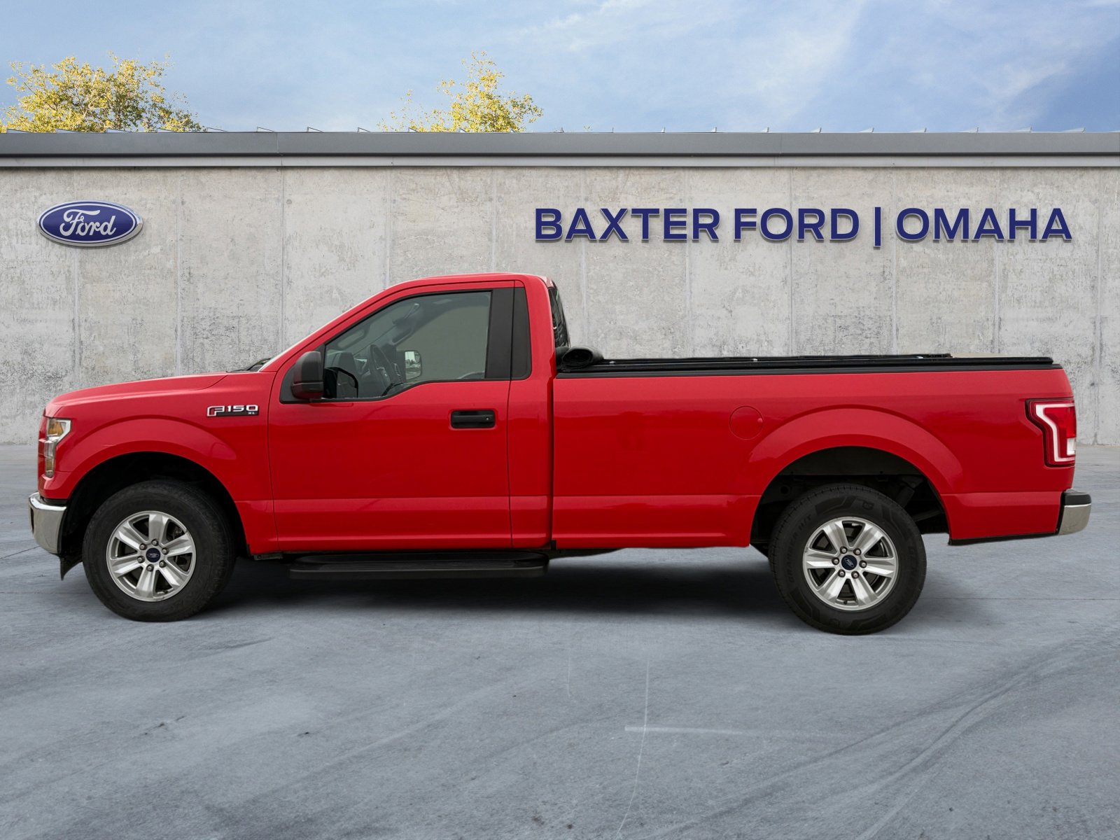 2017 Ford F-150 XL photo 2
