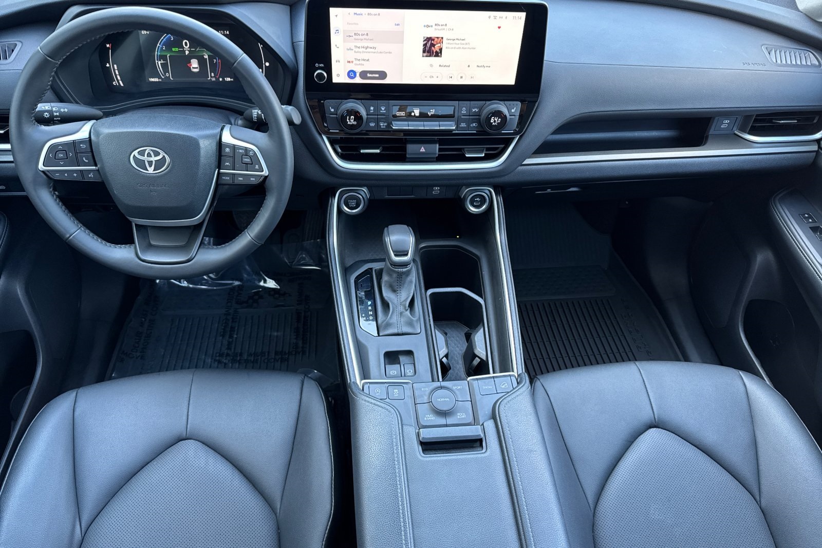 2024 Toyota Grand Highlander XLE photo 14