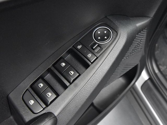 2021 Kia Seltos LX photo 13