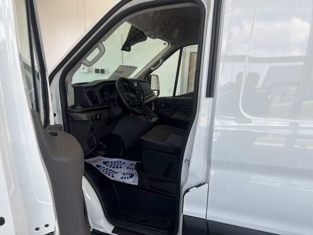 2025 Ford Transit Cargo Van photo 9