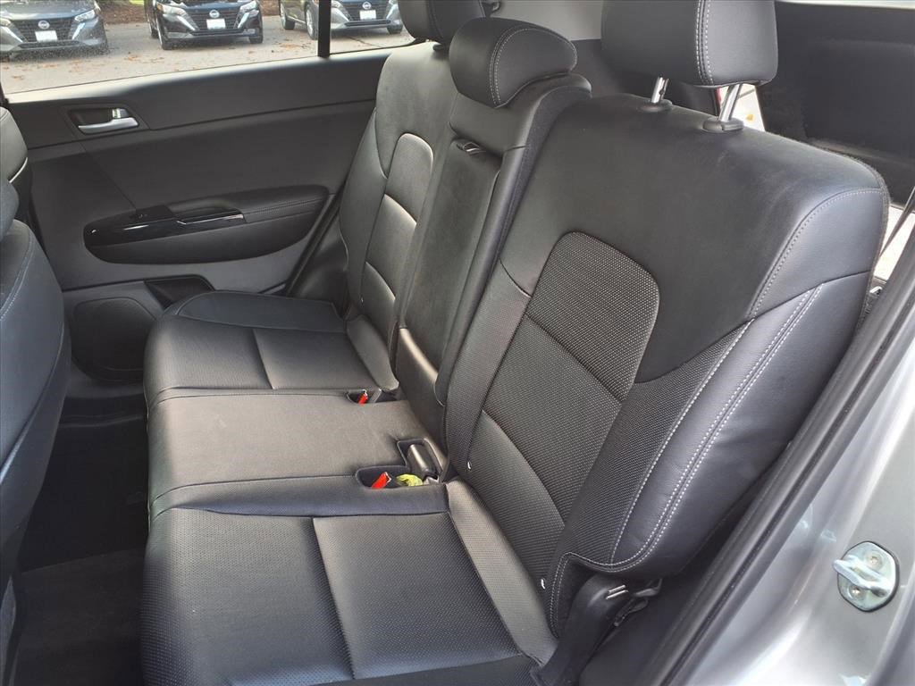 2022 Kia Sportage EX photo 10