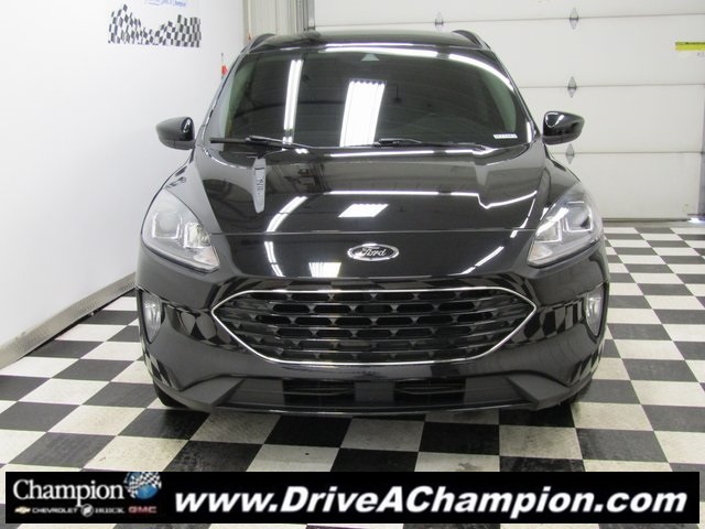 Used 2022 Ford Escape SEL with VIN 1FMCU9H99NUB36048 for sale in La Grange, KY