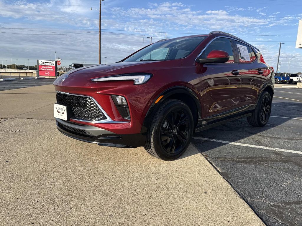 2025 Buick Encore GX Sport Touring's photo