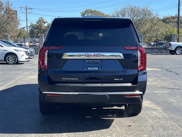 2022 Gmc Yukon XL SLT photo 4