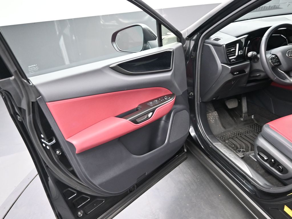 2022 Lexus NX 350 photo 16