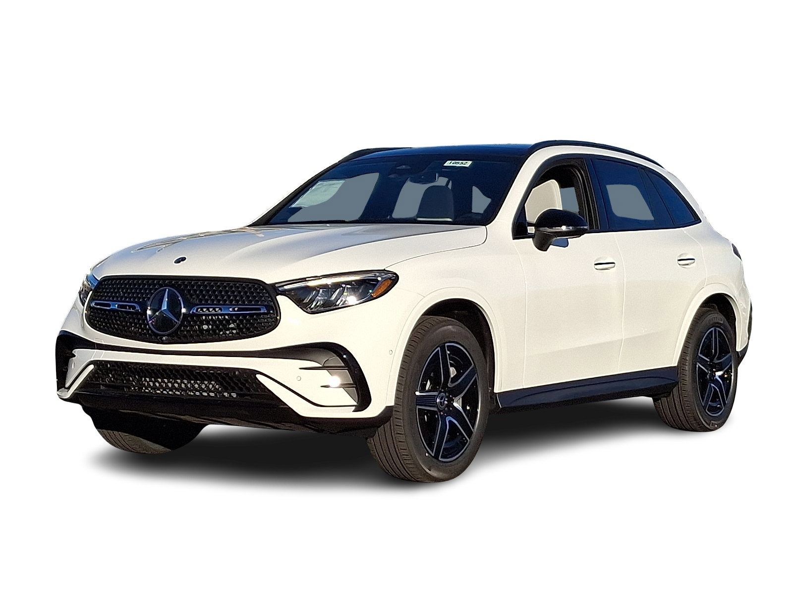 2026 Mercedes-Benz GLC Base's photo