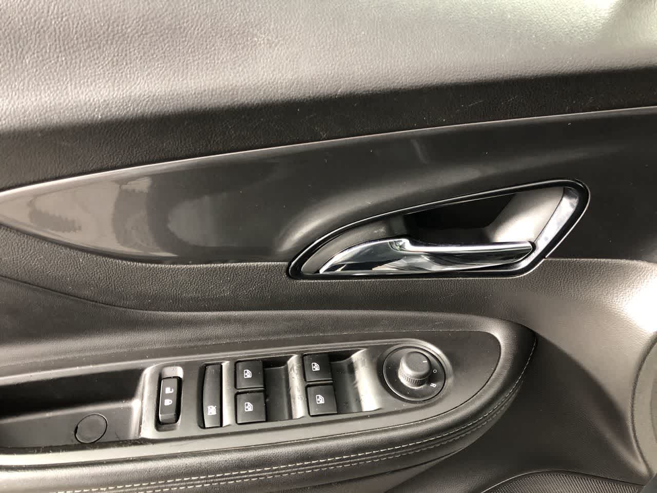 2020 Buick Encore Essence photo 11