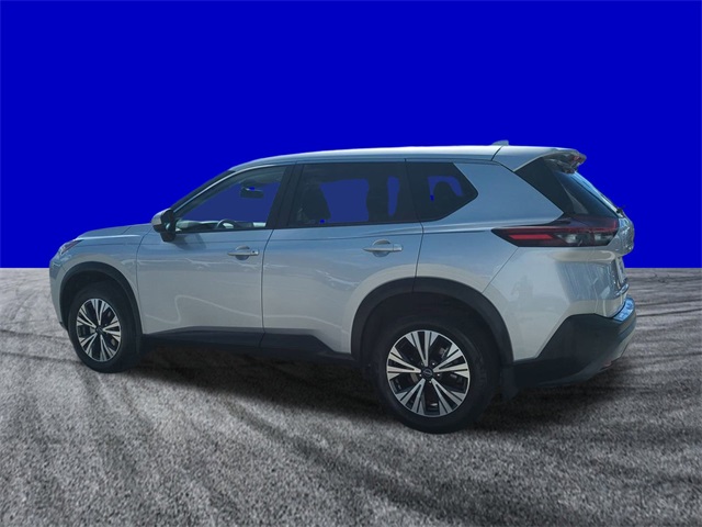 2023 Nissan Rogue SV photo 5