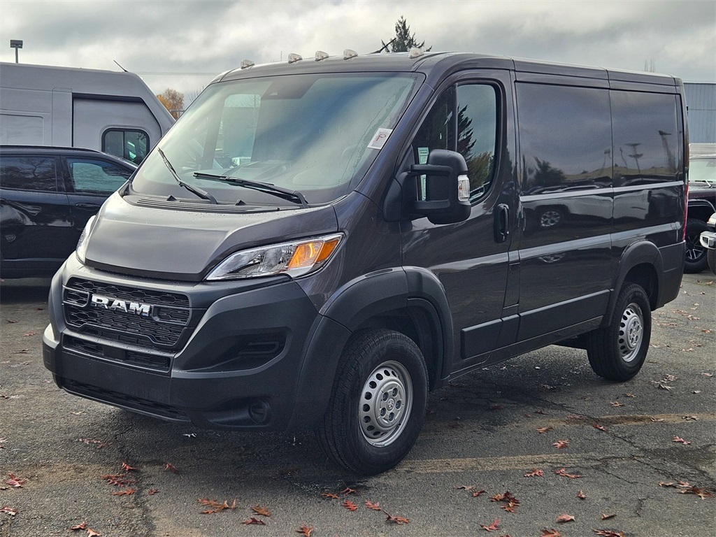 2026 Ram ProMaster 1500 Tradesman photo 3