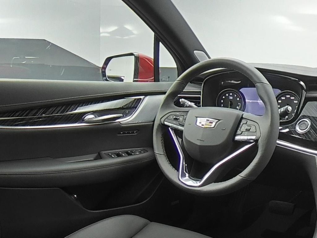 2025 Cadillac XT6 Premium Luxury photo 9