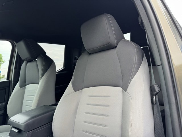 2025 Toyota Tacoma TRD 4x4 photo 13