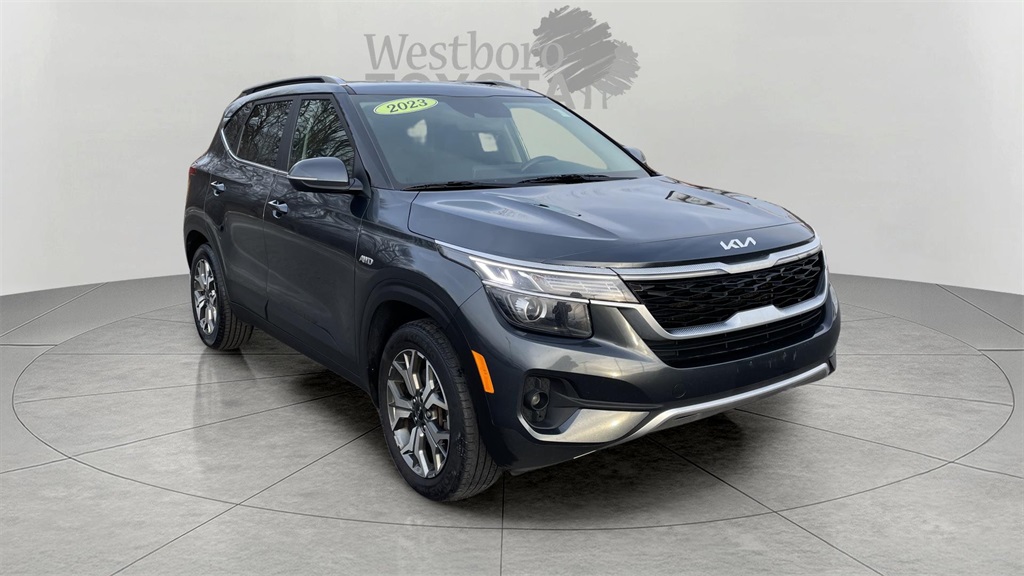 2023 Kia Seltos EX's photo