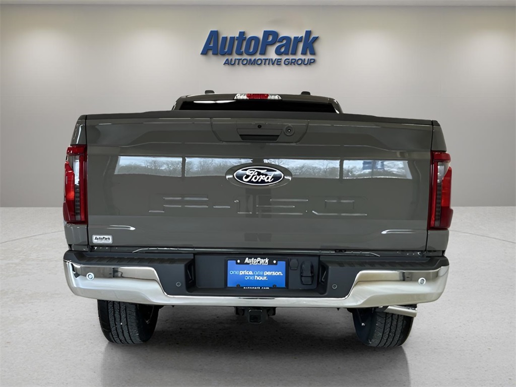 2025 Ford F-150 XLT photo 5