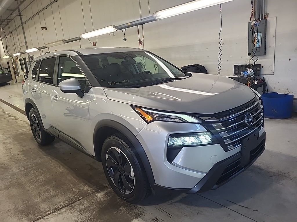 Used 2024 Nissan Rogue SV with VIN 5N1BT3BB8RC703336 for sale in Fergus Falls, Minnesota