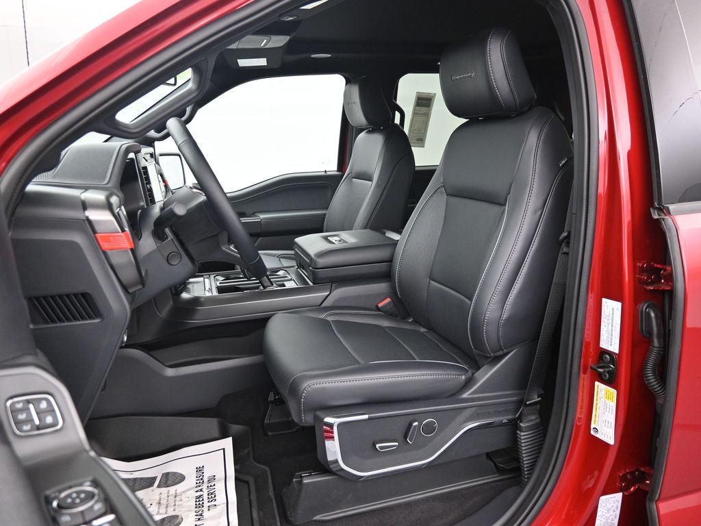 2024 Ford F-150 Lariat photo 6