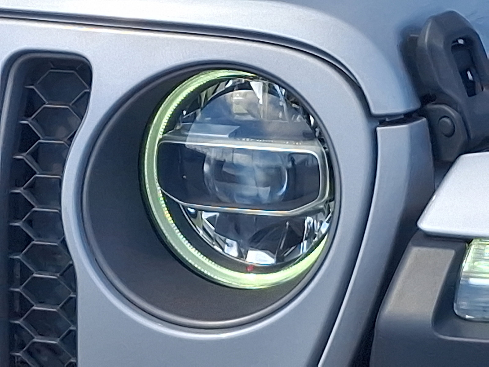 2020 Jeep Gladiator Rubicon photo 9