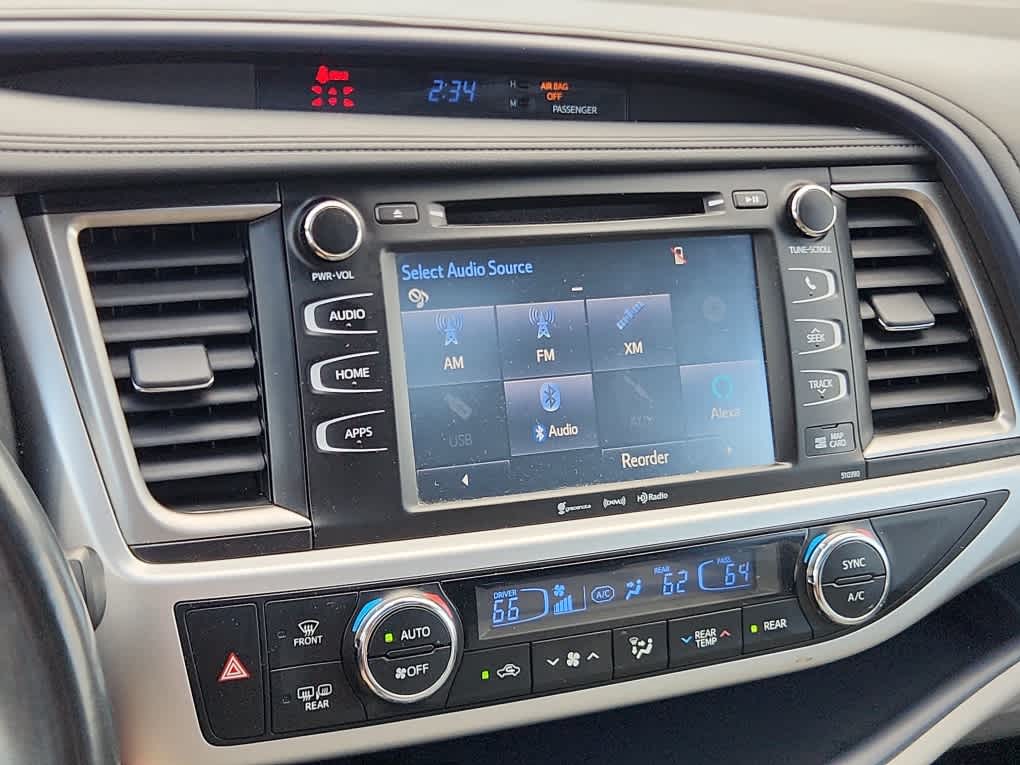 2019 Toyota Highlander XLE photo 14