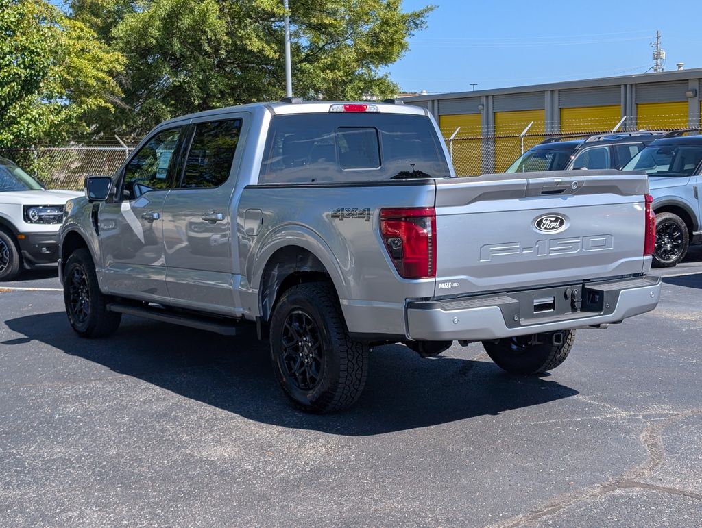 2025 Ford F-150 XLT photo 4