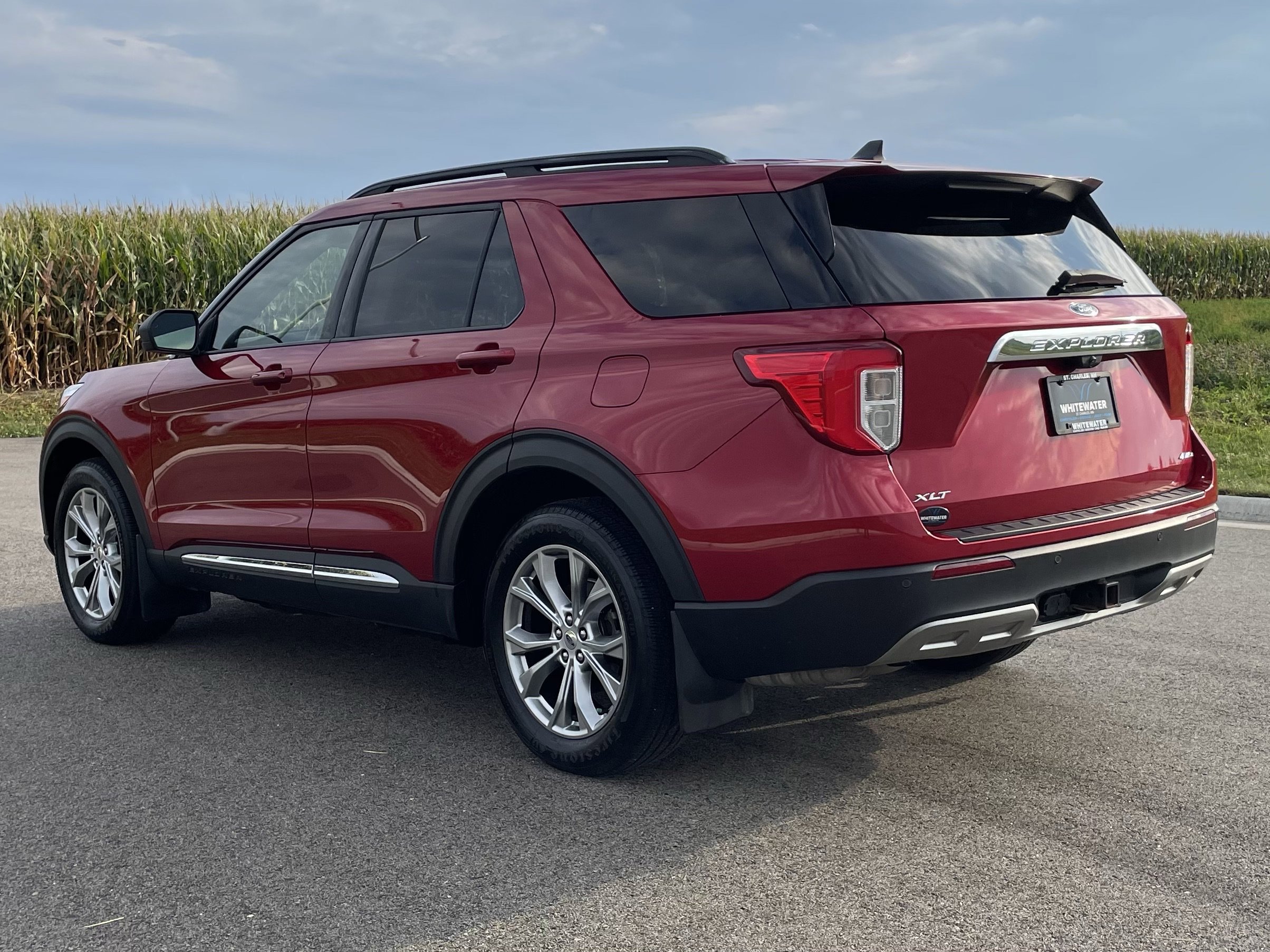 2021 Ford Explorer XLT photo 3