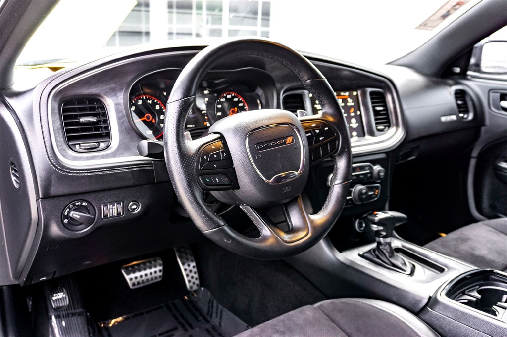 2023 Dodge Charger R/T photo 15
