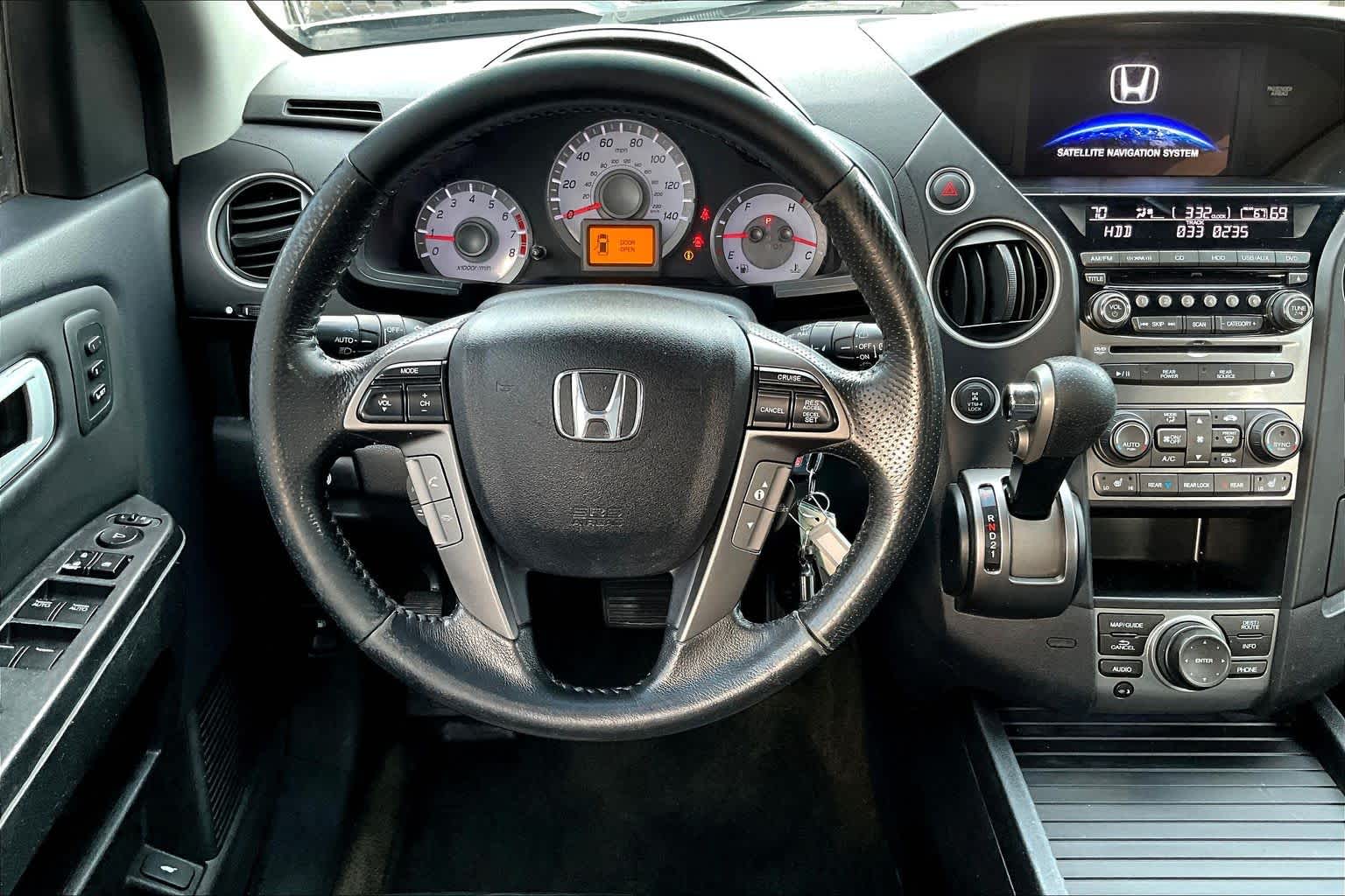 2015 Honda Pilot Touring photo 4