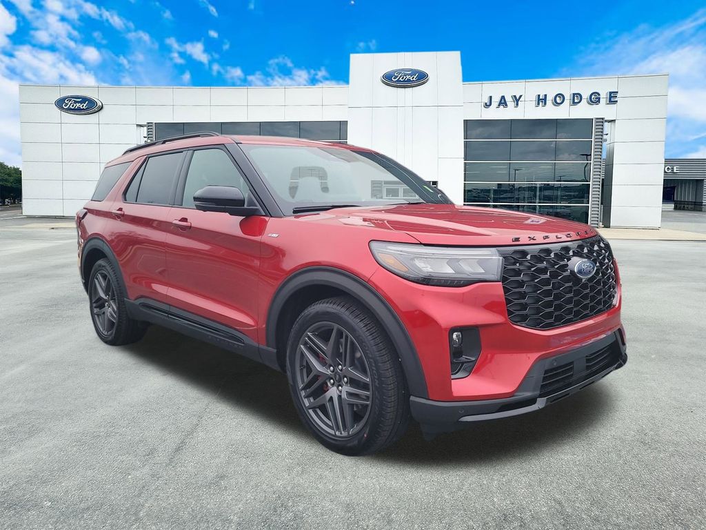 2026 Ford Explorer ST-LINE's photo
