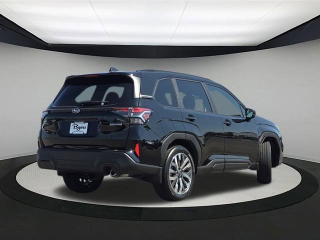 2025 Subaru Forester Touring photo 6