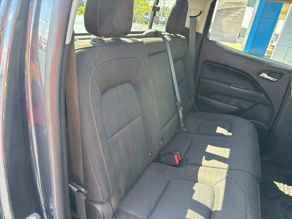 2019 Chevrolet Colorado LT photo 16