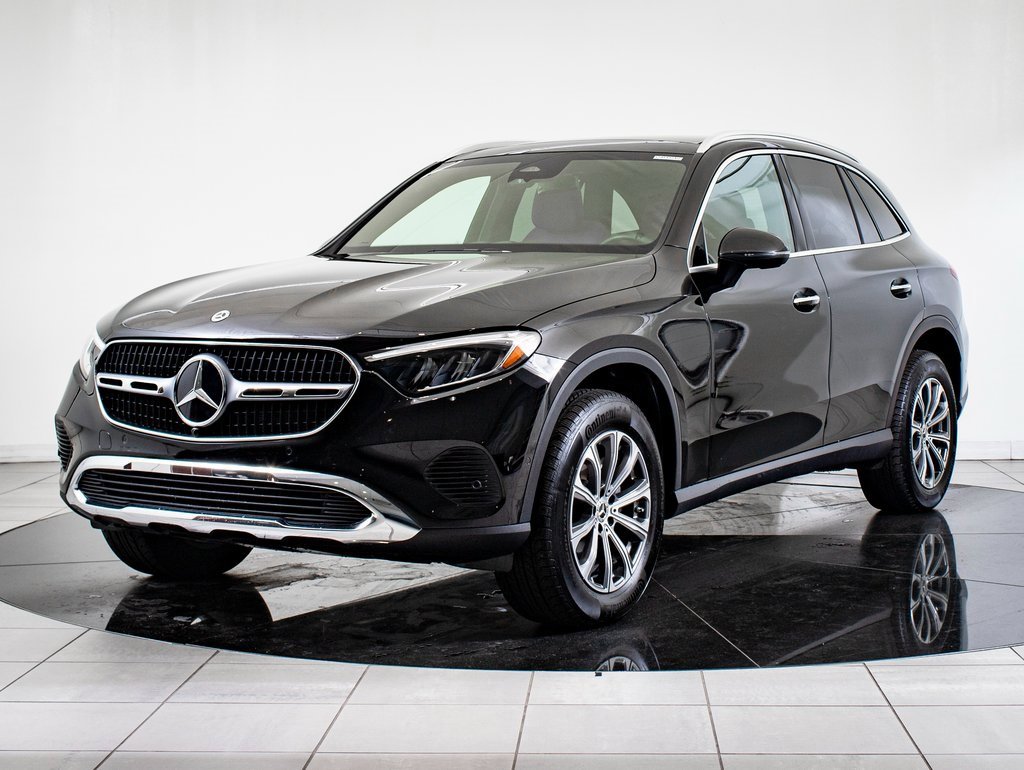 2025 Mercedes-Benz GLC Base's photo