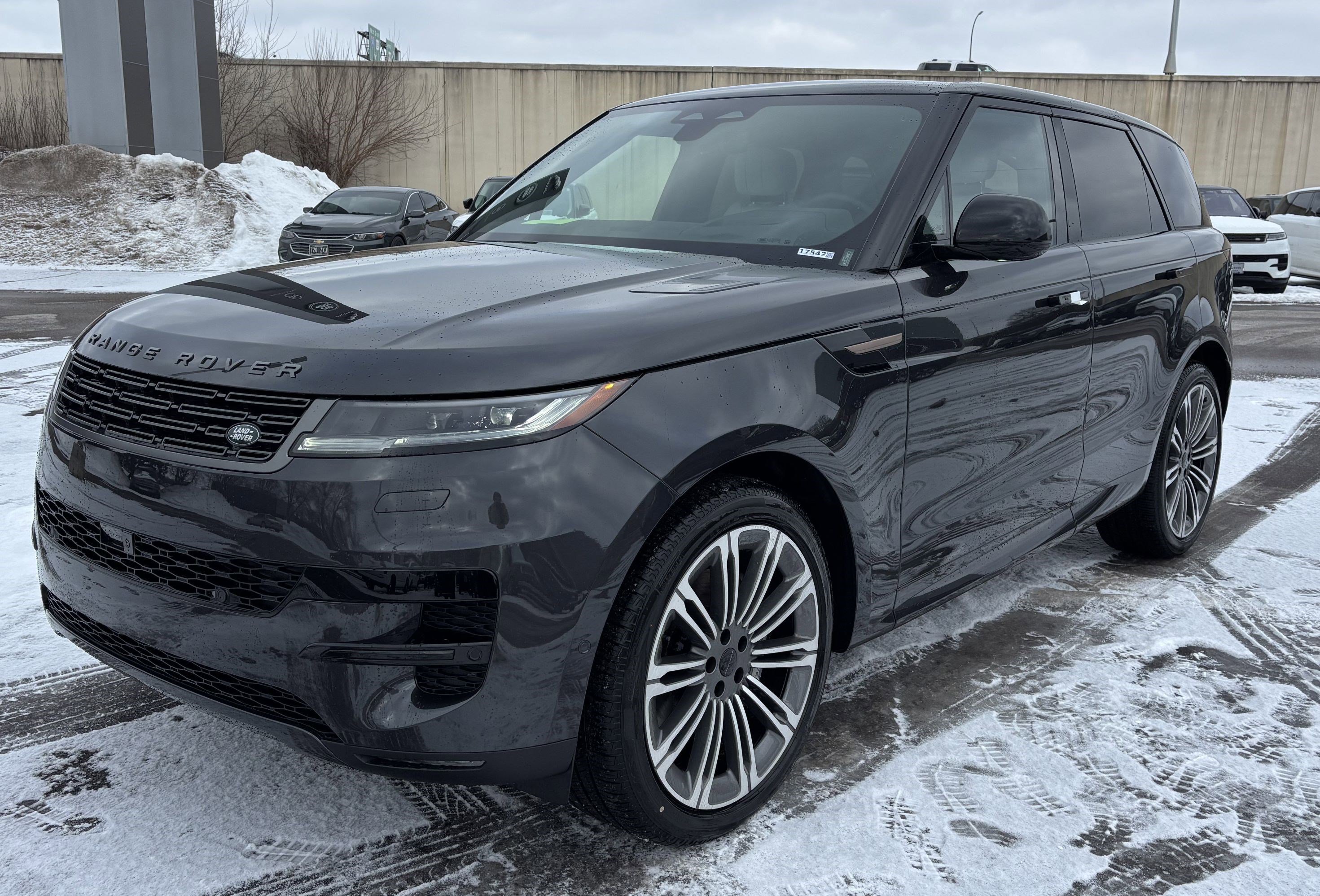 2026 Land Rover Range Rover Sport SE's photo