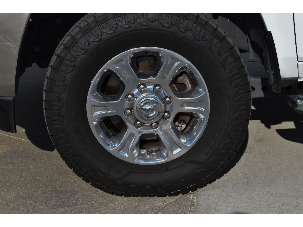 2024 Ram 2500 Big Horn photo 3