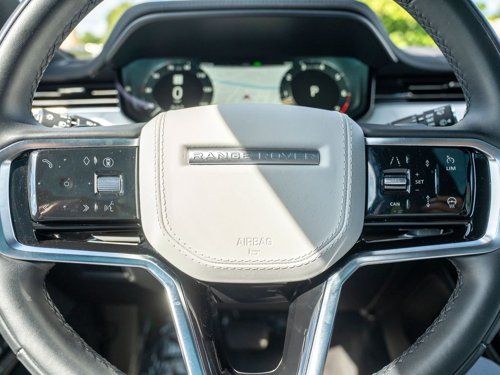 2025 Land Rover Range Rover Sport SE photo 14