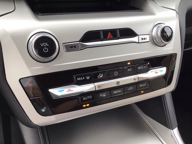 2022 Ford Explorer XLT photo 15