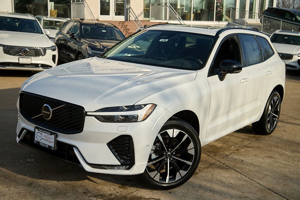 2026 VOLVO XC60 - Image 3