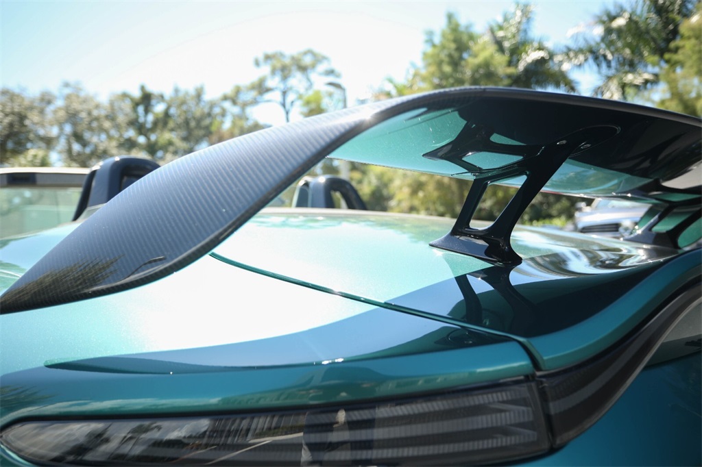 2023 Aston Martin Vantage photo 17