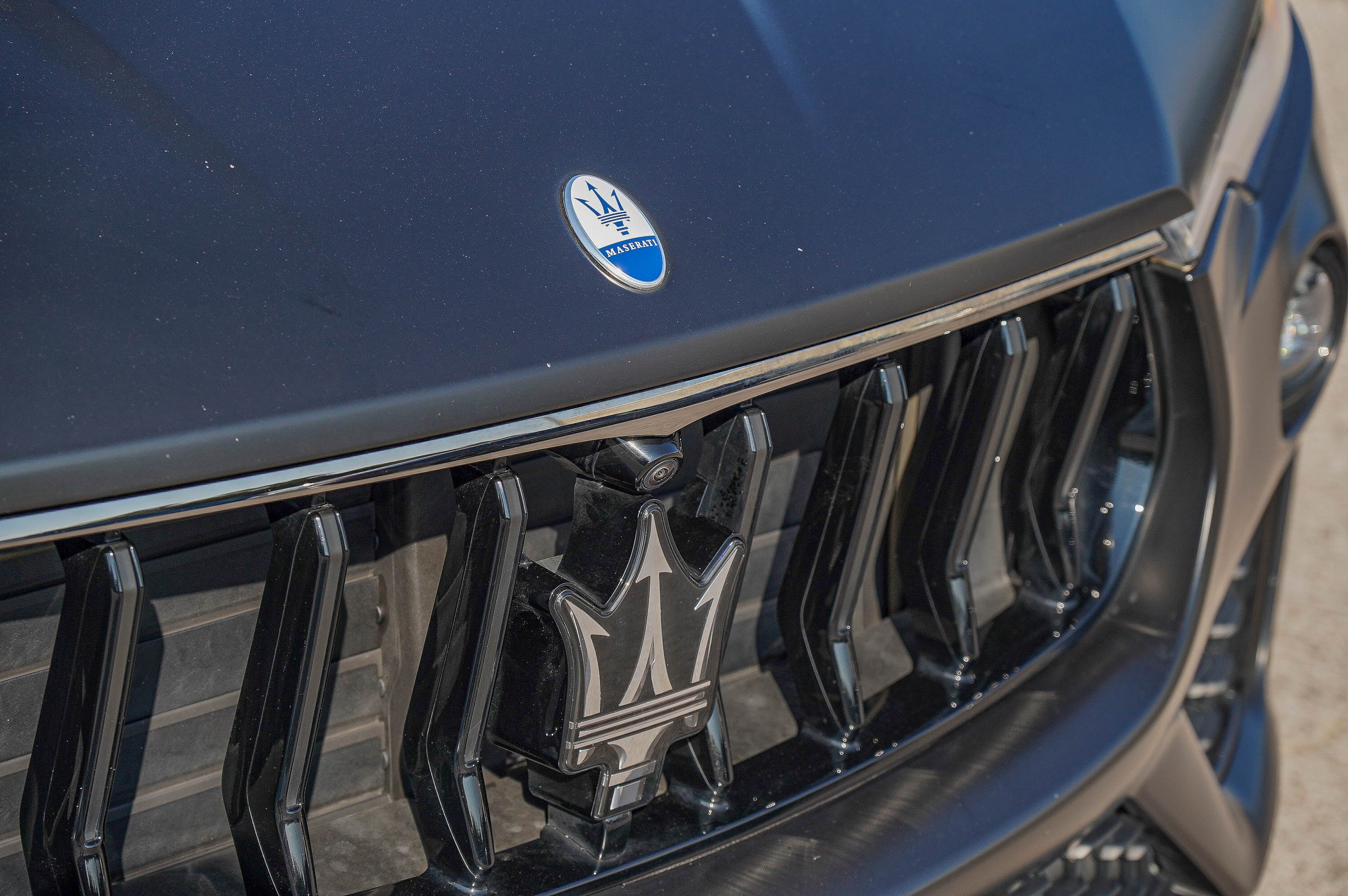 2022 Maserati Levante GT photo 2