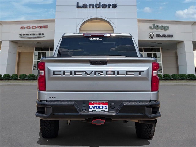 2024 Chevrolet Silverado 1500 Custom Trail Boss photo 3