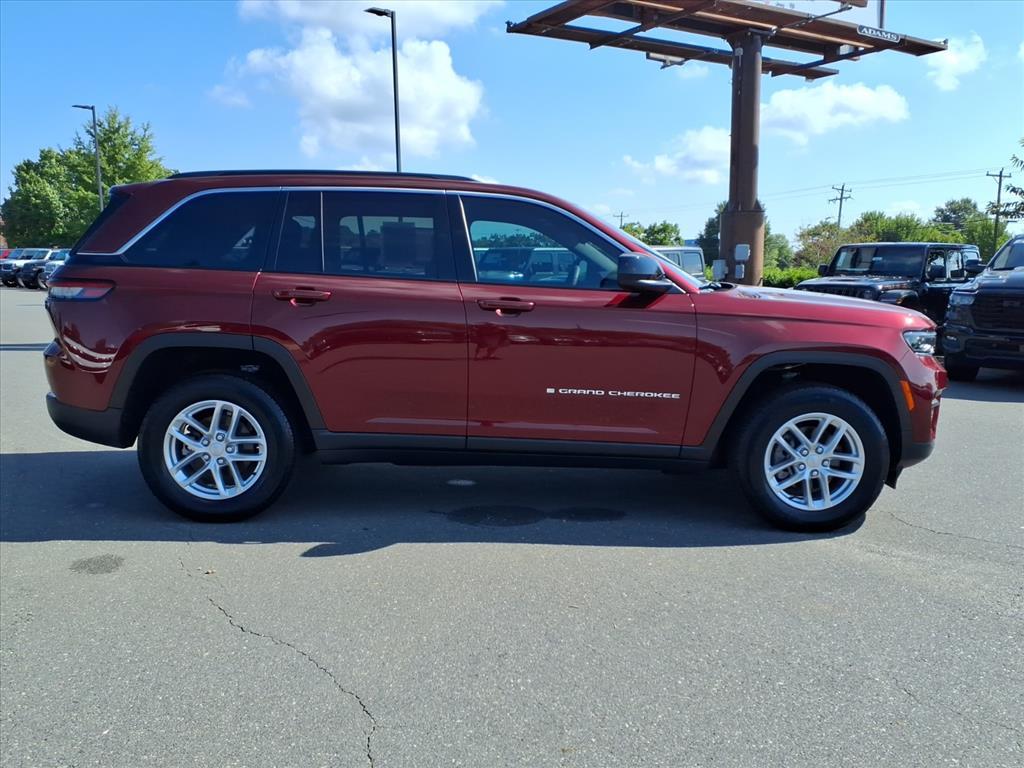 2024 Jeep Grand Cherokee Laredo X photo 18