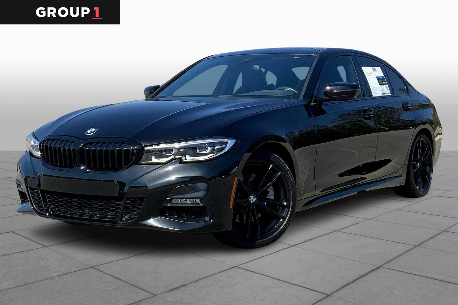 2021 BMW 3 Series 330i's photo