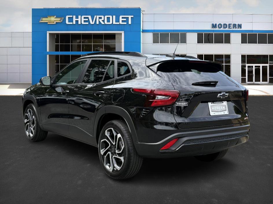 2025 Chevrolet Trax photo 3