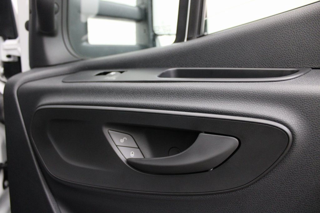 2023 Mercedes-Benz Sprinter Cab Chassis Base