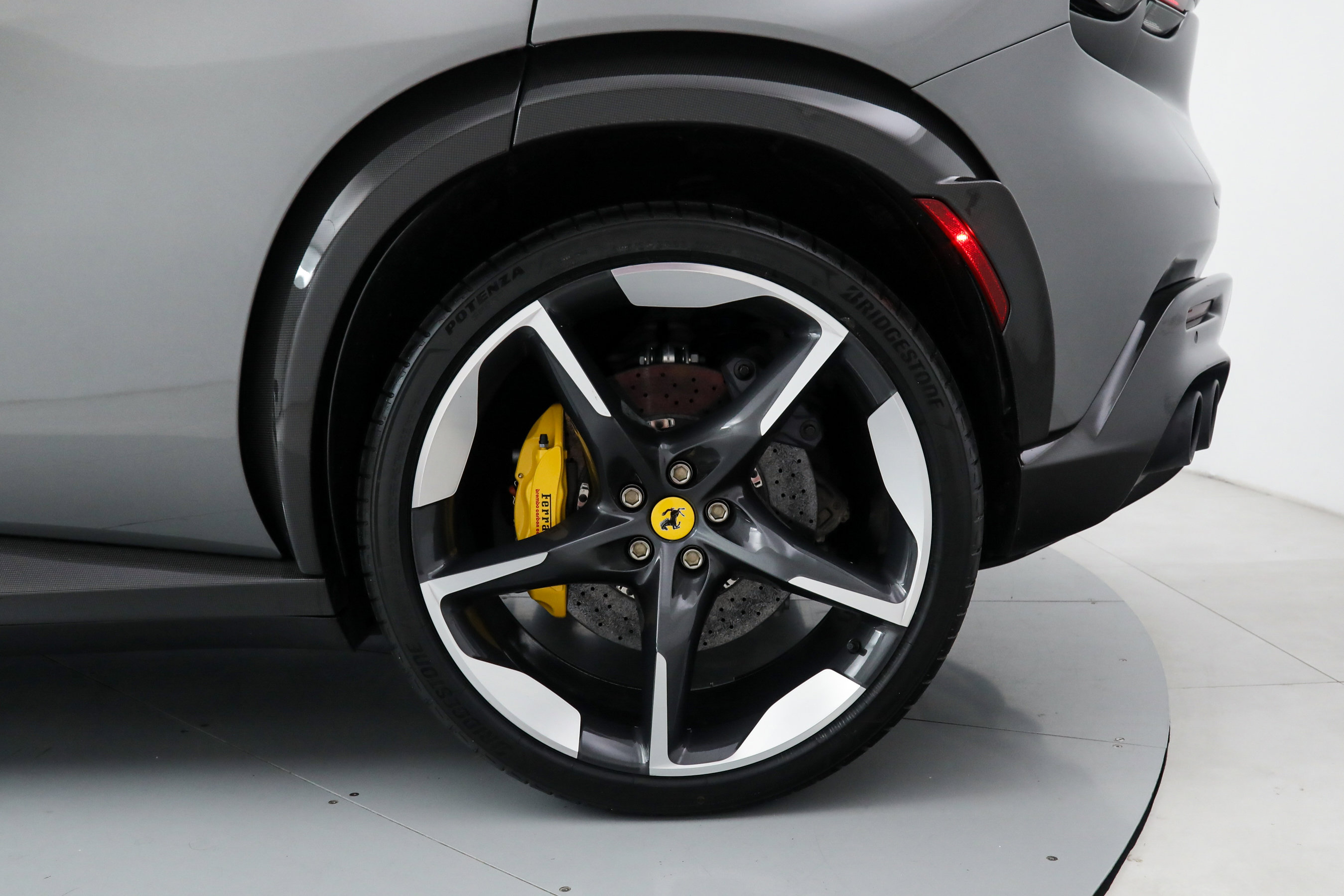 2024 Ferrari Purosangue photo 55