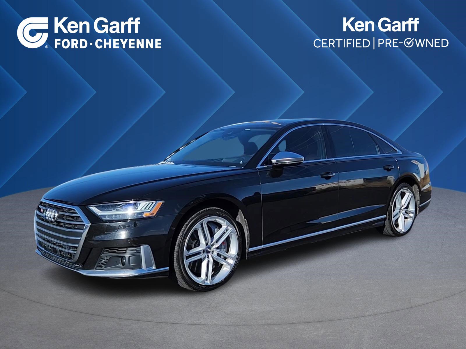 2020 Audi S8 Base's photo