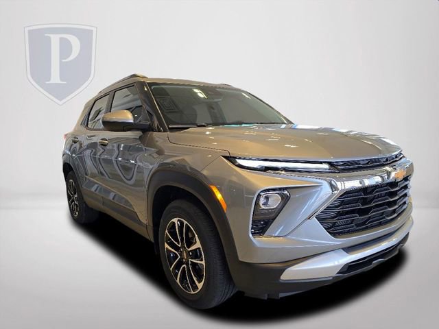 2026 Chevrolet Trailblazer LT photo 2