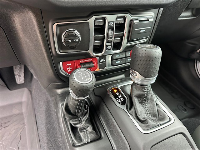 2025 Jeep Gladiator Mojave photo 22
