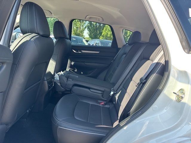 2025 Mazda CX-5 2.5 S Preferred photo 14