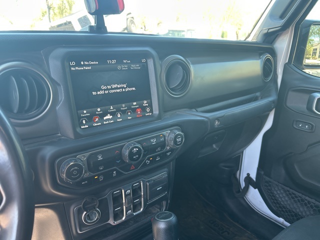 2021 Jeep Gladiator Sport photo 11