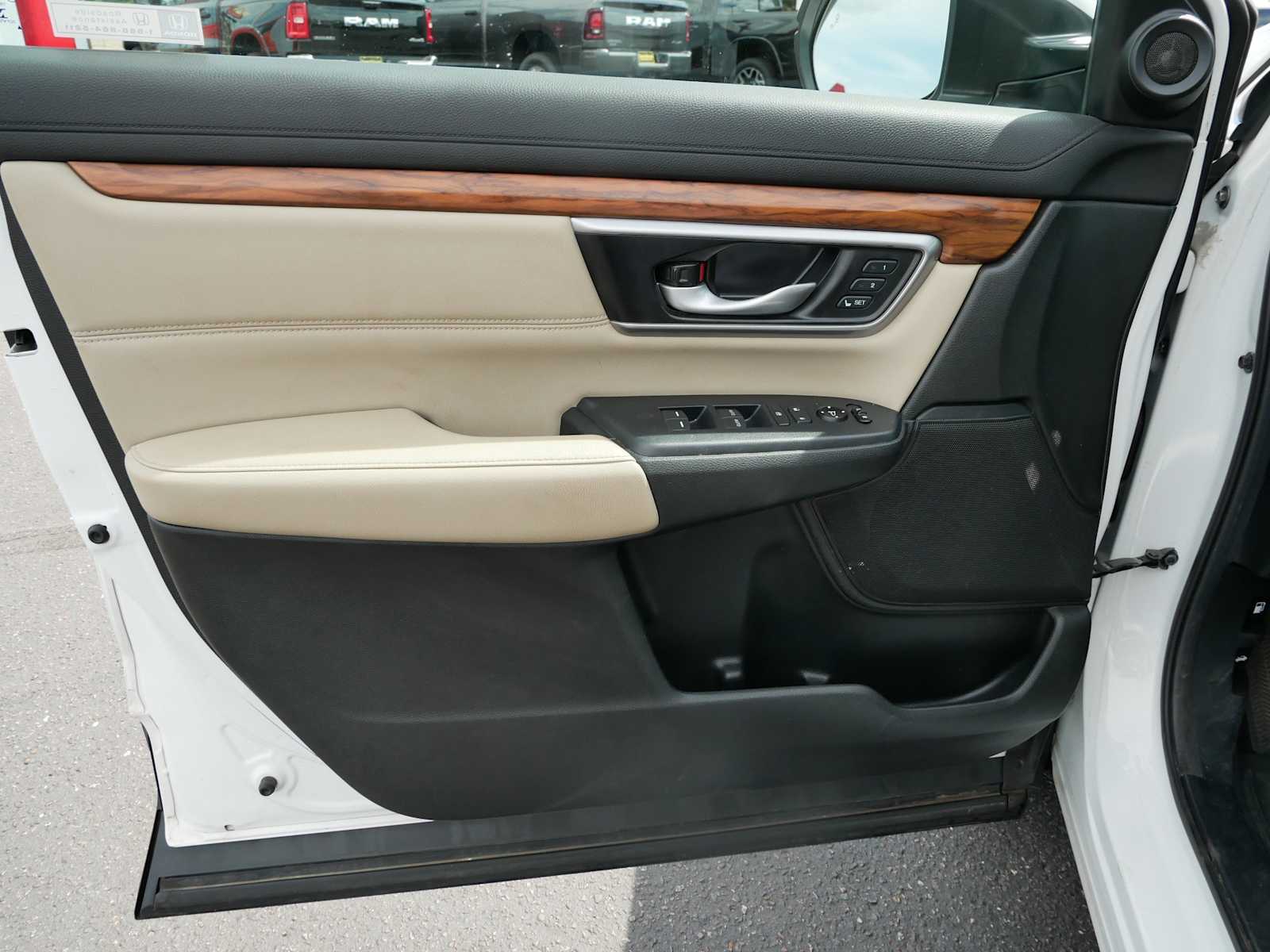 2020 Honda CR-V EX-L photo 12