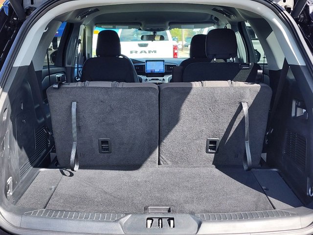 2023 Ford Explorer XLT photo 4